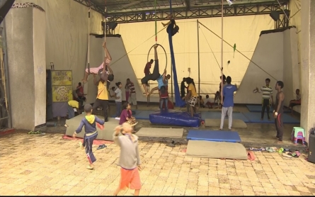 Ethiopian circus school provides hope to children